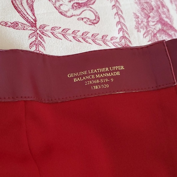 Colin Stuart Dark Red High Heeled Boots - Picture 5 of 6